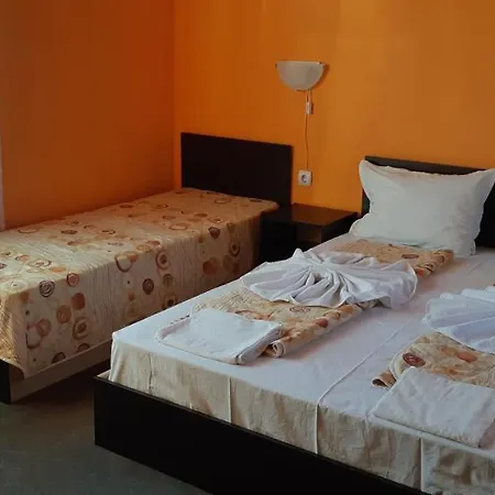 Casa de hóspedes симеонови *